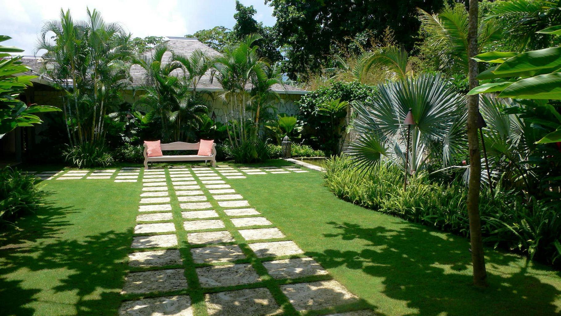 Tropical Garden Design Landscaping In Brisbane Queensland AU tropical-garden-design-landscaping-in-brisbane-queensland-au